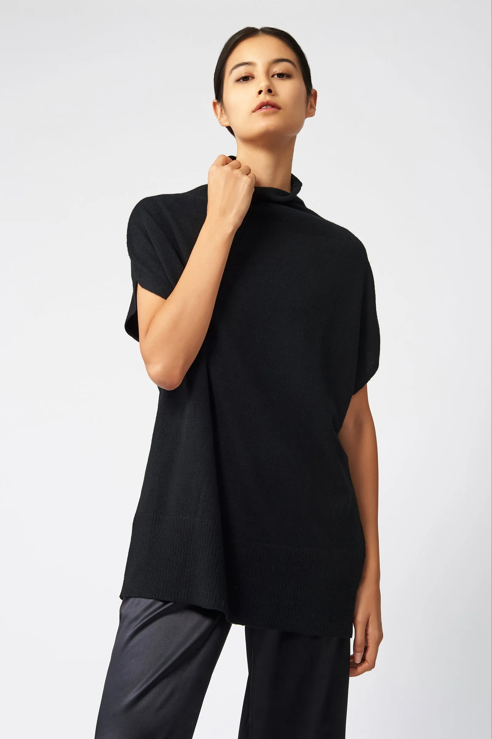 Cashmere Funnelneck - Black
