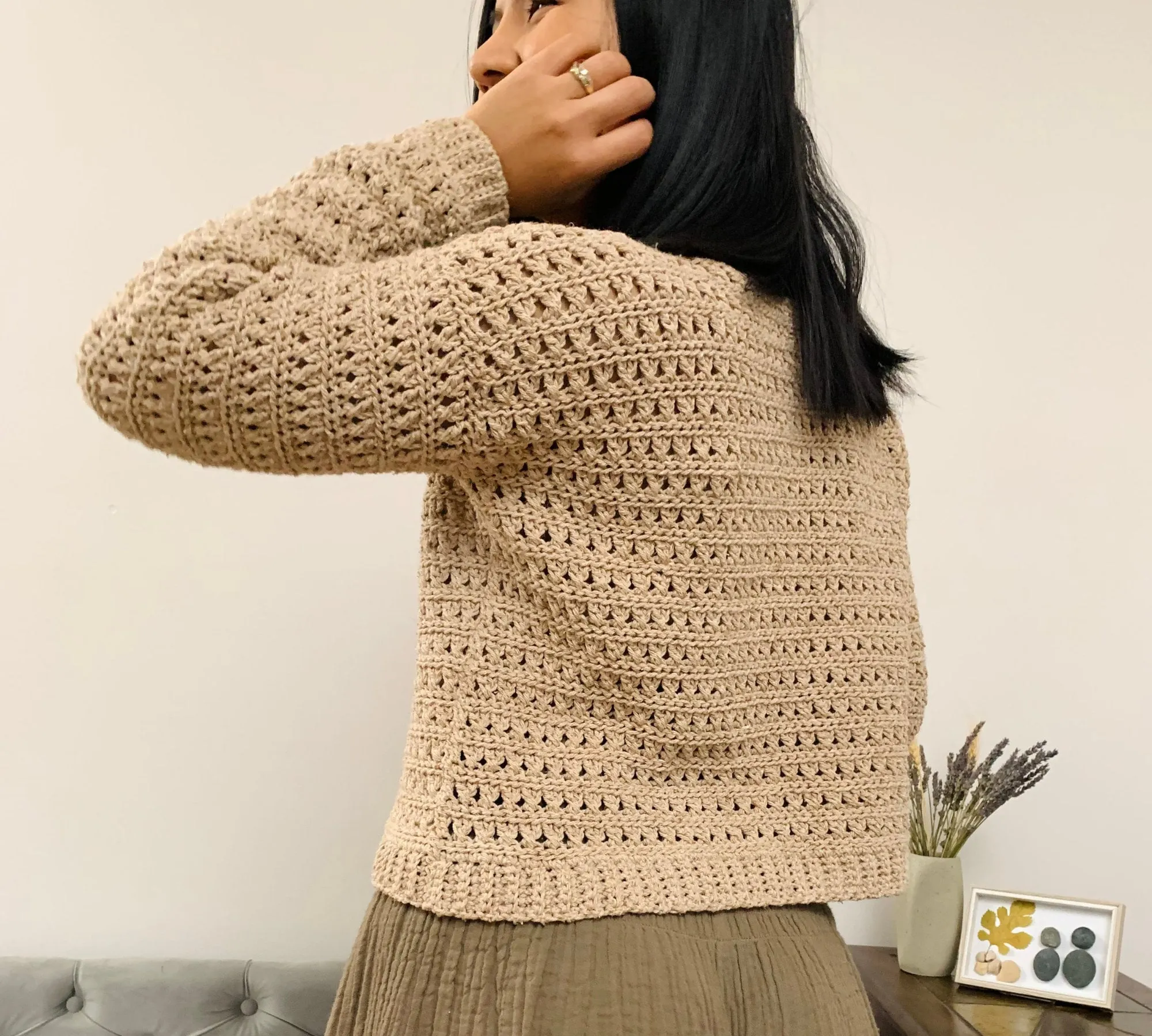 Crisscross stitch Crochet Sweater Pattern PDF Digital / Printable and Video tutorial. Includes women's sizes XS-XXL, easy crochet pattern