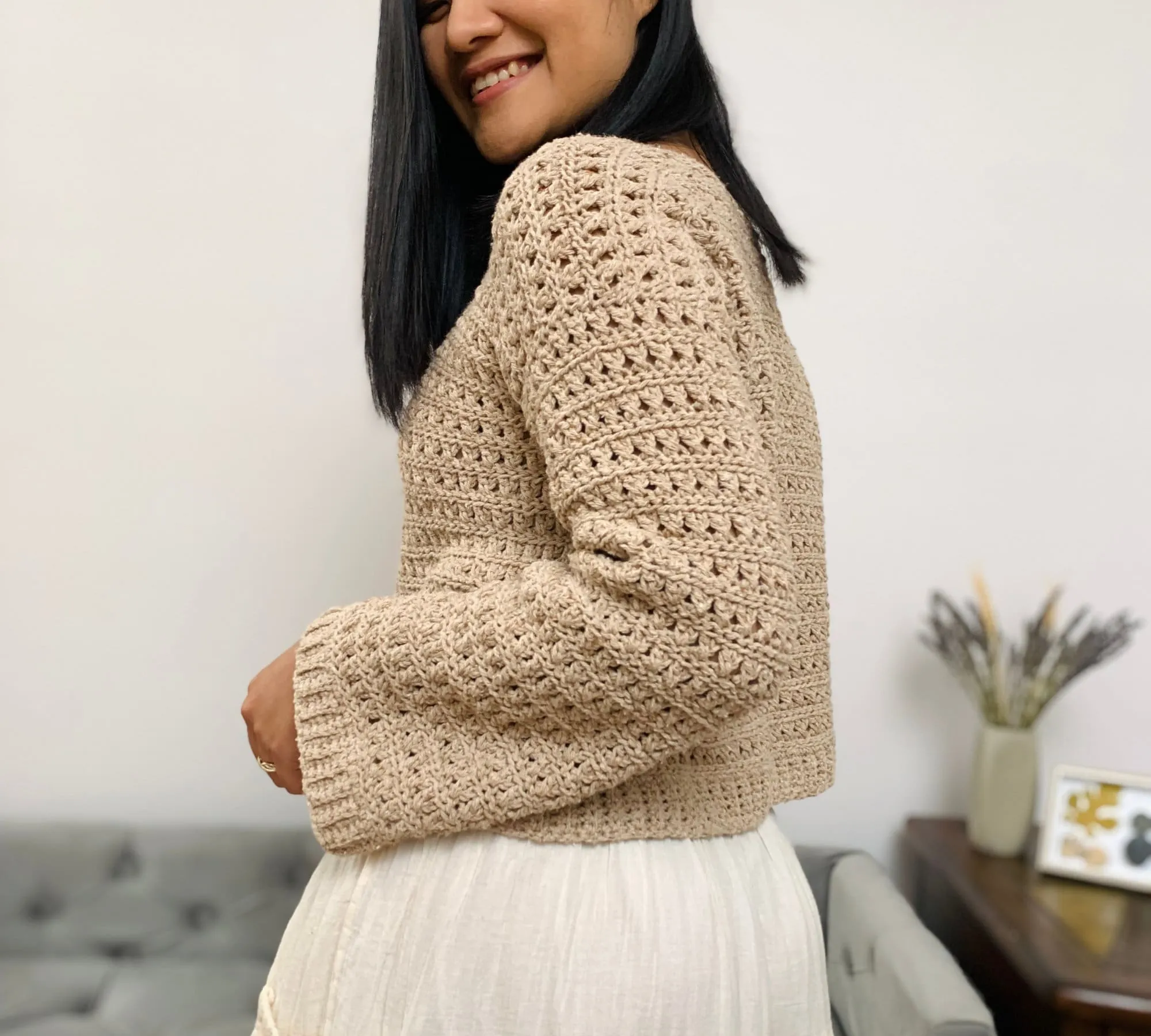 Crisscross stitch Crochet Sweater Pattern PDF Digital / Printable and Video tutorial. Includes women's sizes XS-XXL, easy crochet pattern