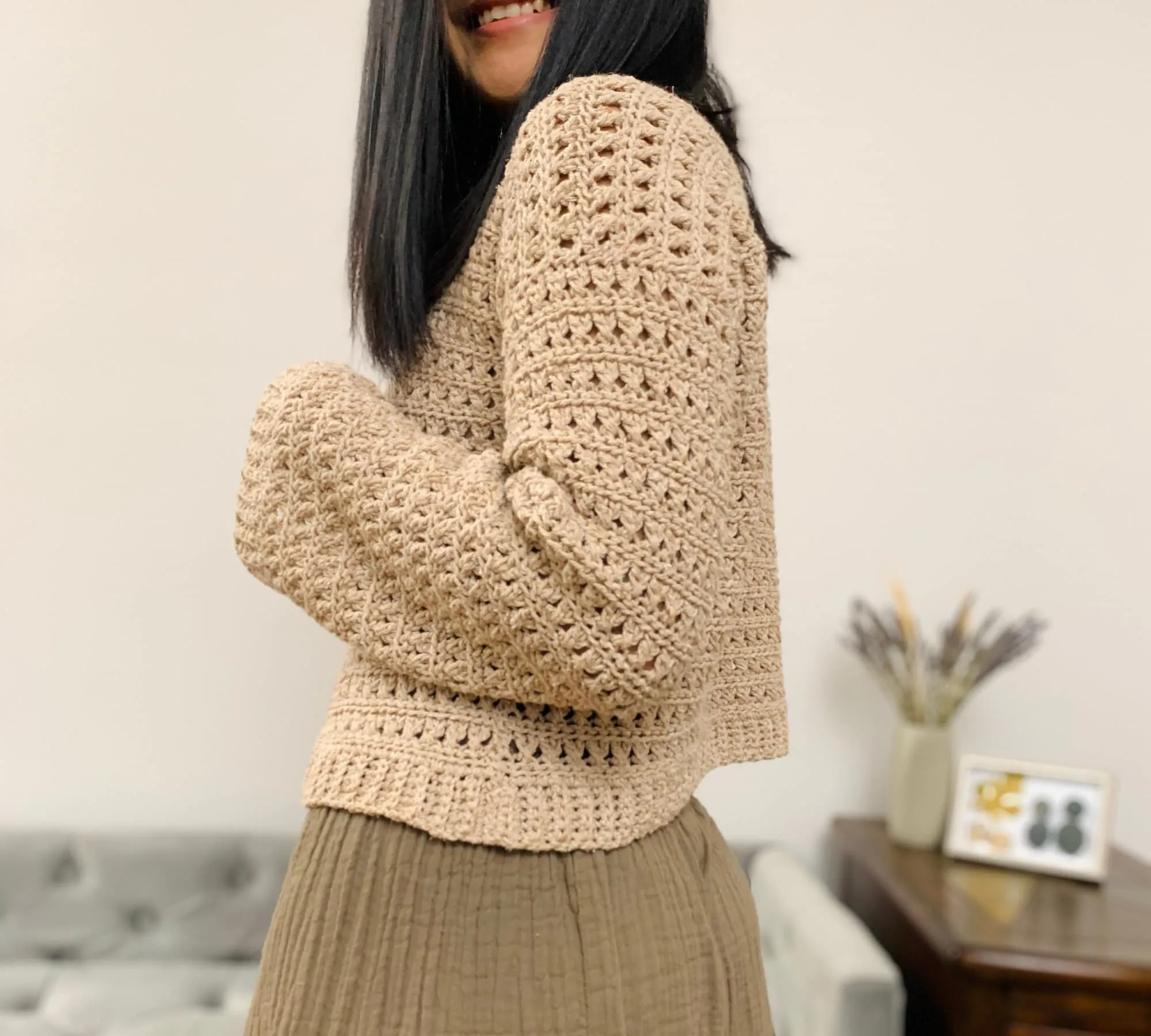 Crisscross stitch Crochet Sweater Pattern PDF Digital / Printable and Video tutorial. Includes women's sizes XS-XXL, easy crochet pattern
