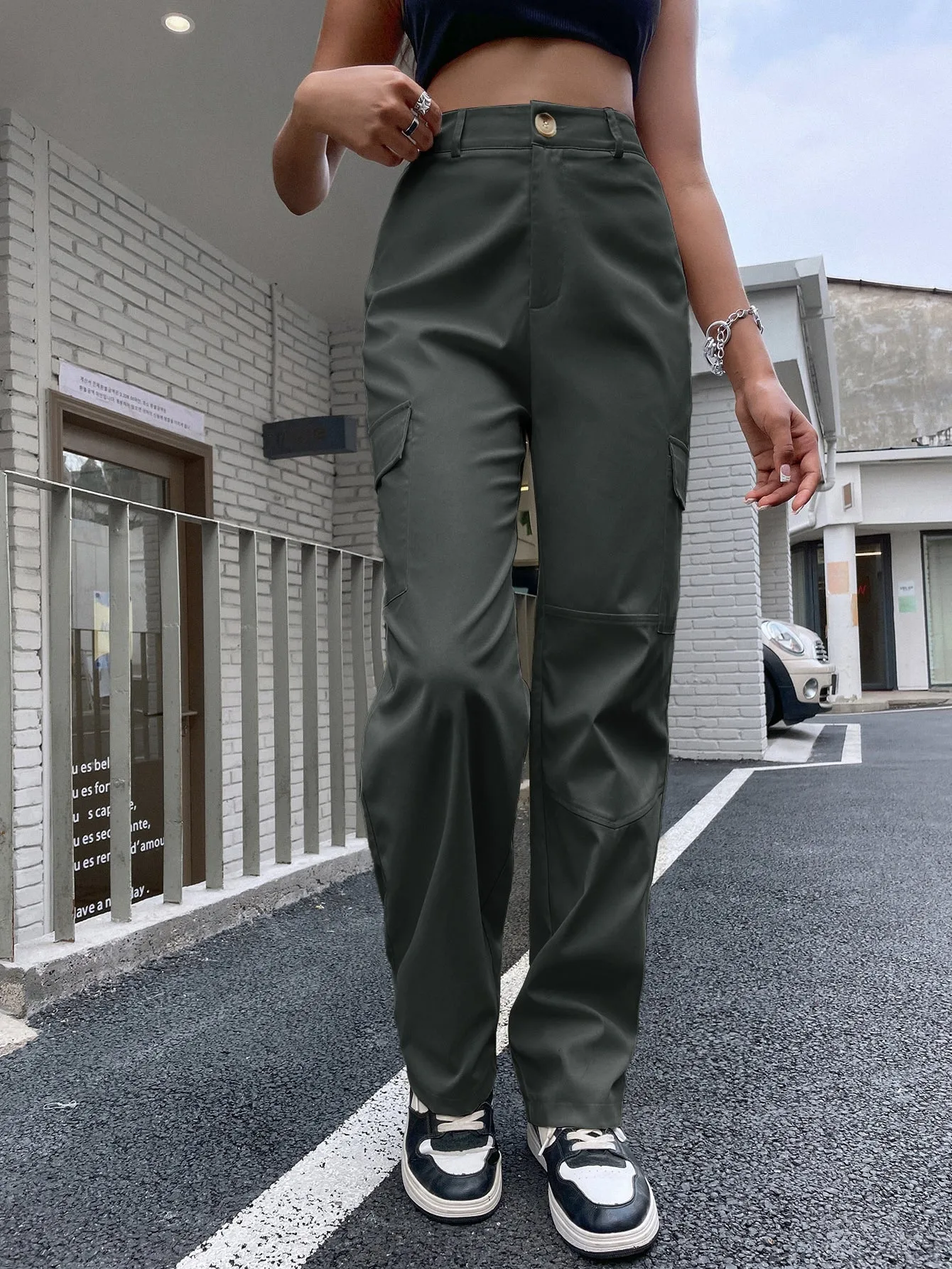 High Waist Flap Pocket Cargo Pants SS23