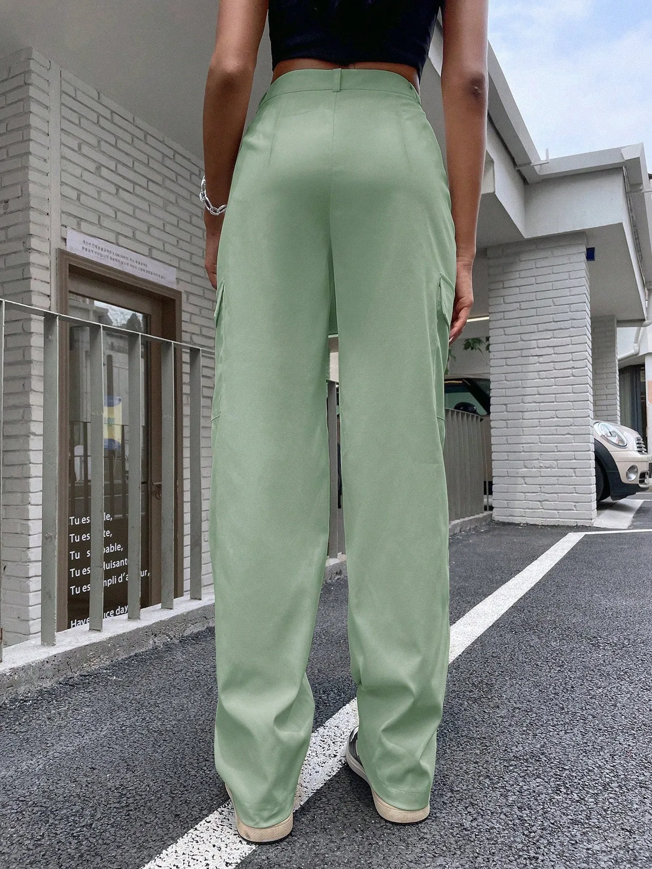 High Waist Flap Pocket Cargo Pants SS23