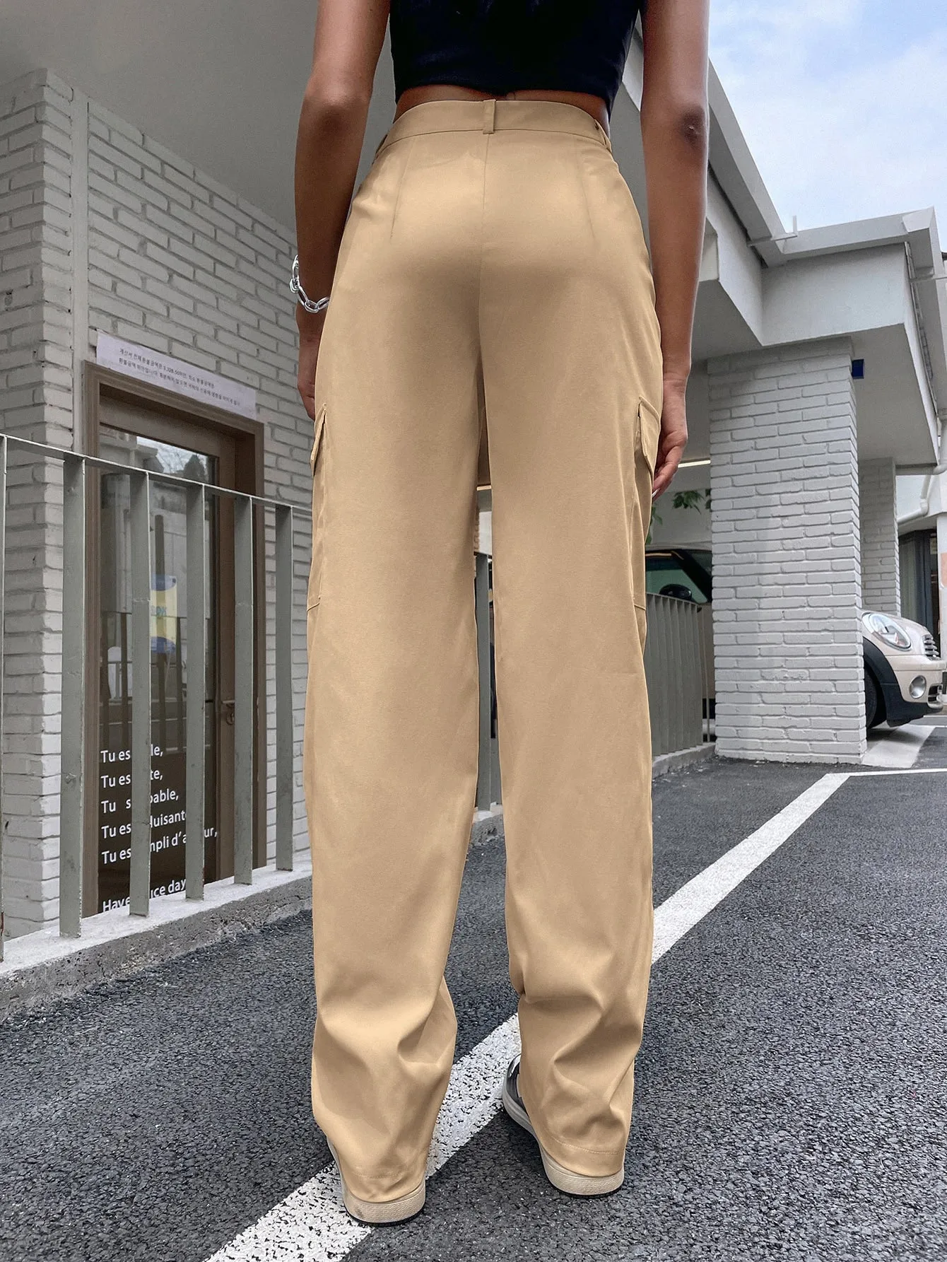 High Waist Flap Pocket Cargo Pants SS23