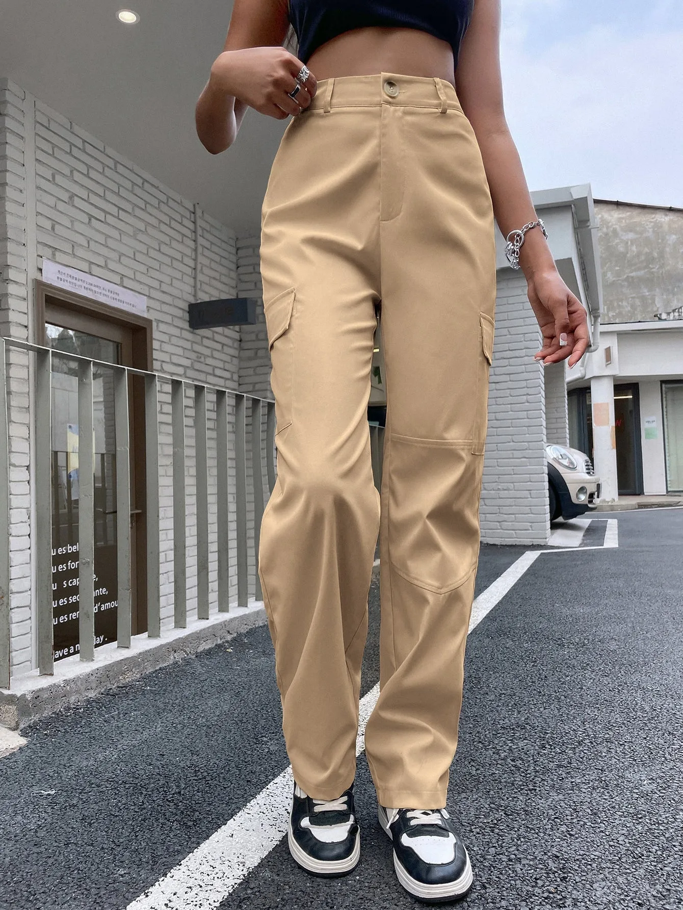 High Waist Flap Pocket Cargo Pants SS23