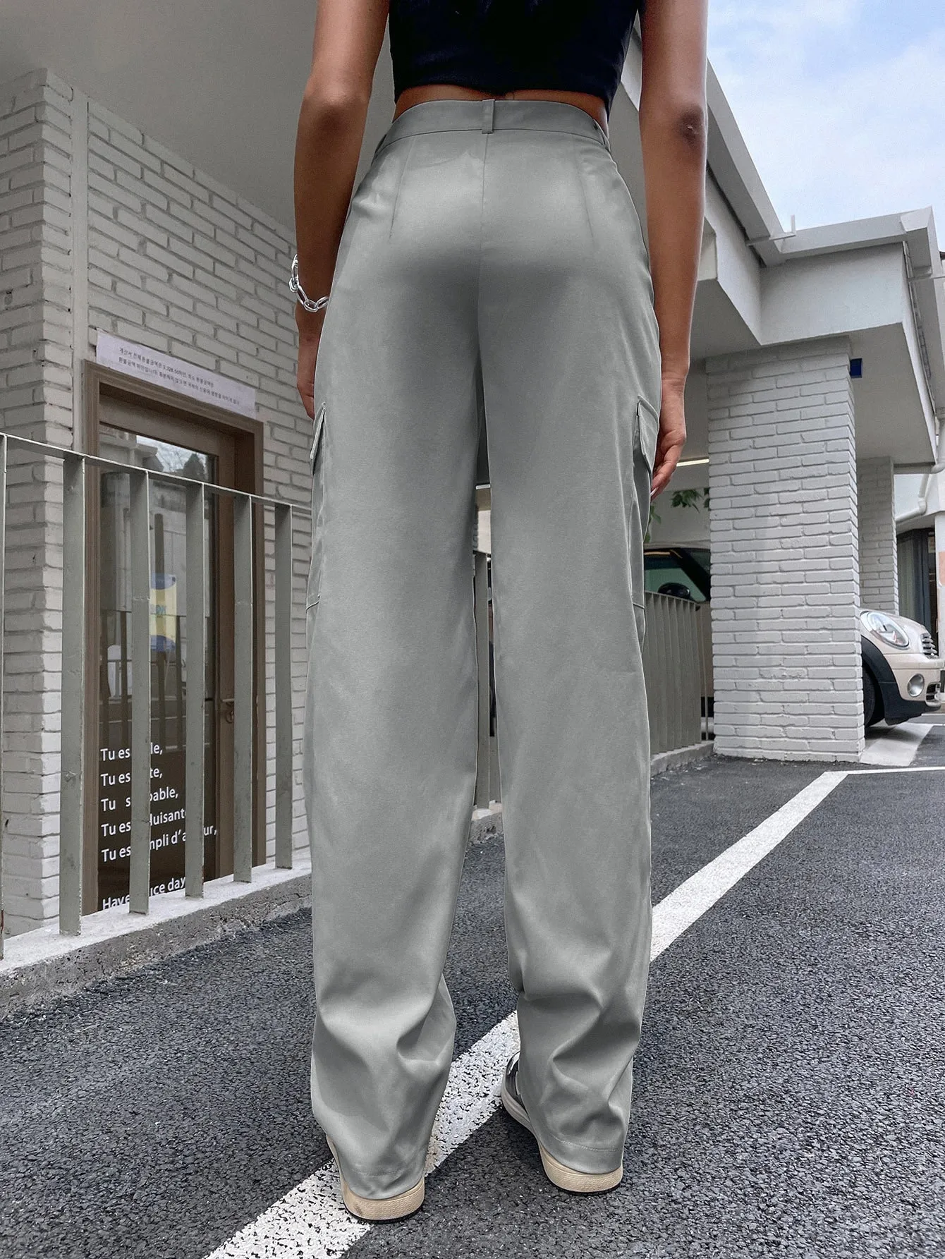 High Waist Flap Pocket Cargo Pants SS23