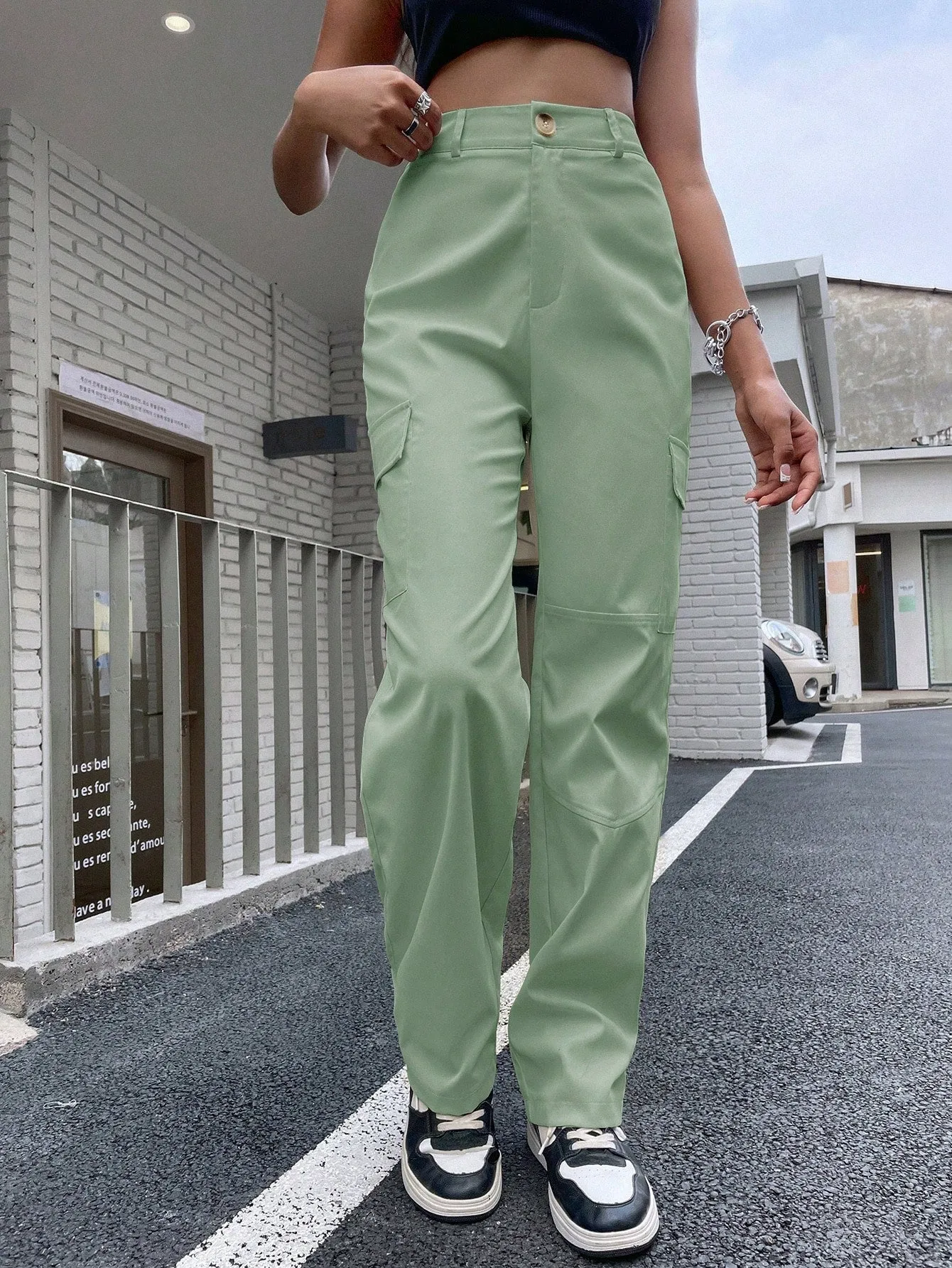 High Waist Flap Pocket Cargo Pants SS23