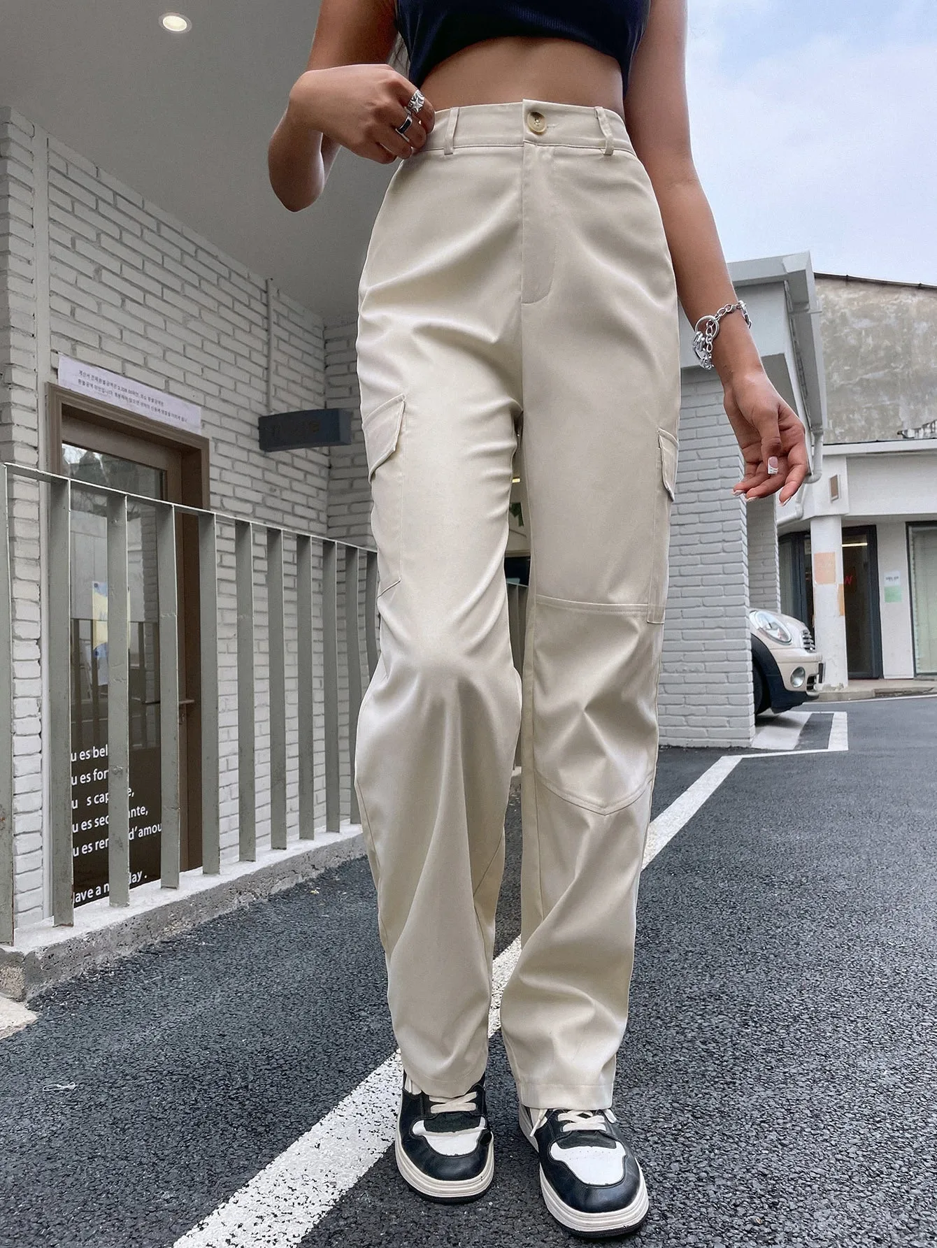 High Waist Flap Pocket Cargo Pants SS23