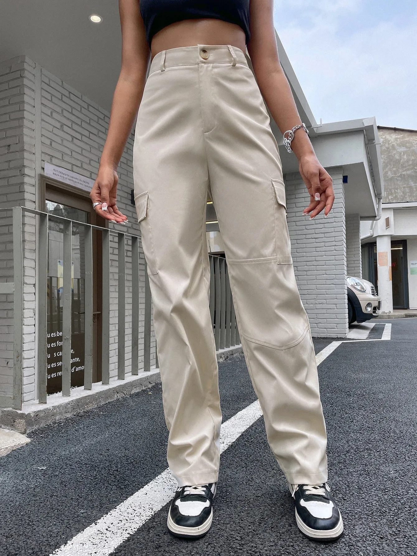 High Waist Flap Pocket Cargo Pants SS23