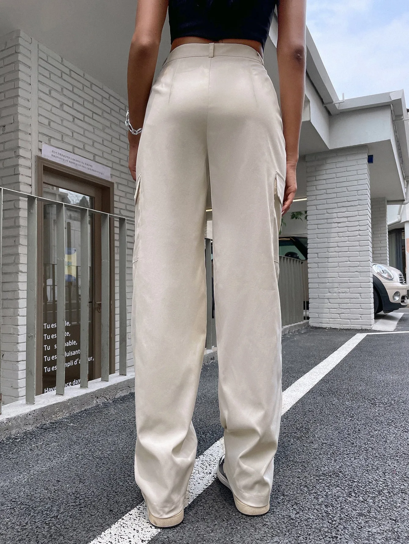 High Waist Flap Pocket Cargo Pants SS23