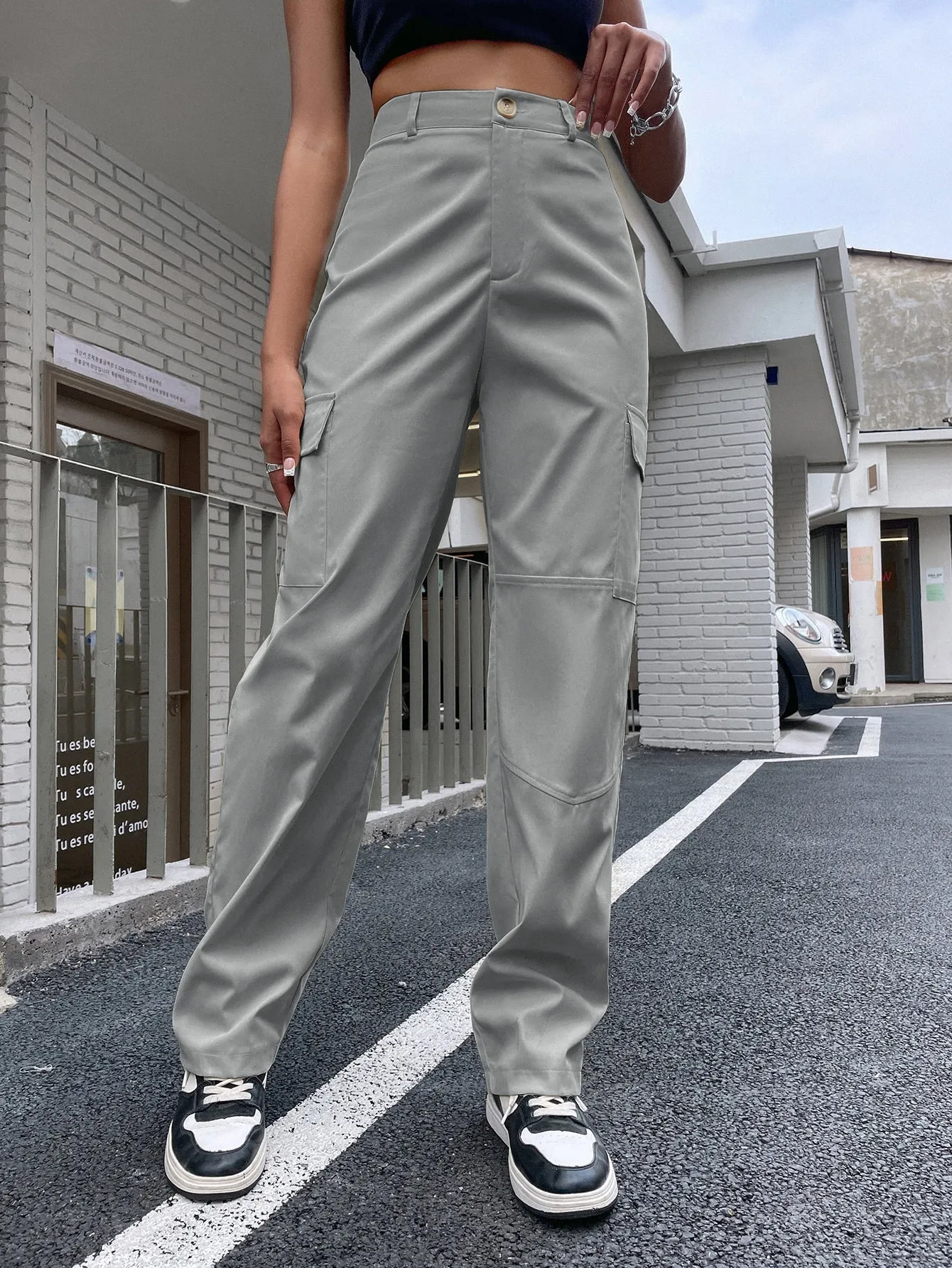 High Waist Flap Pocket Cargo Pants SS23