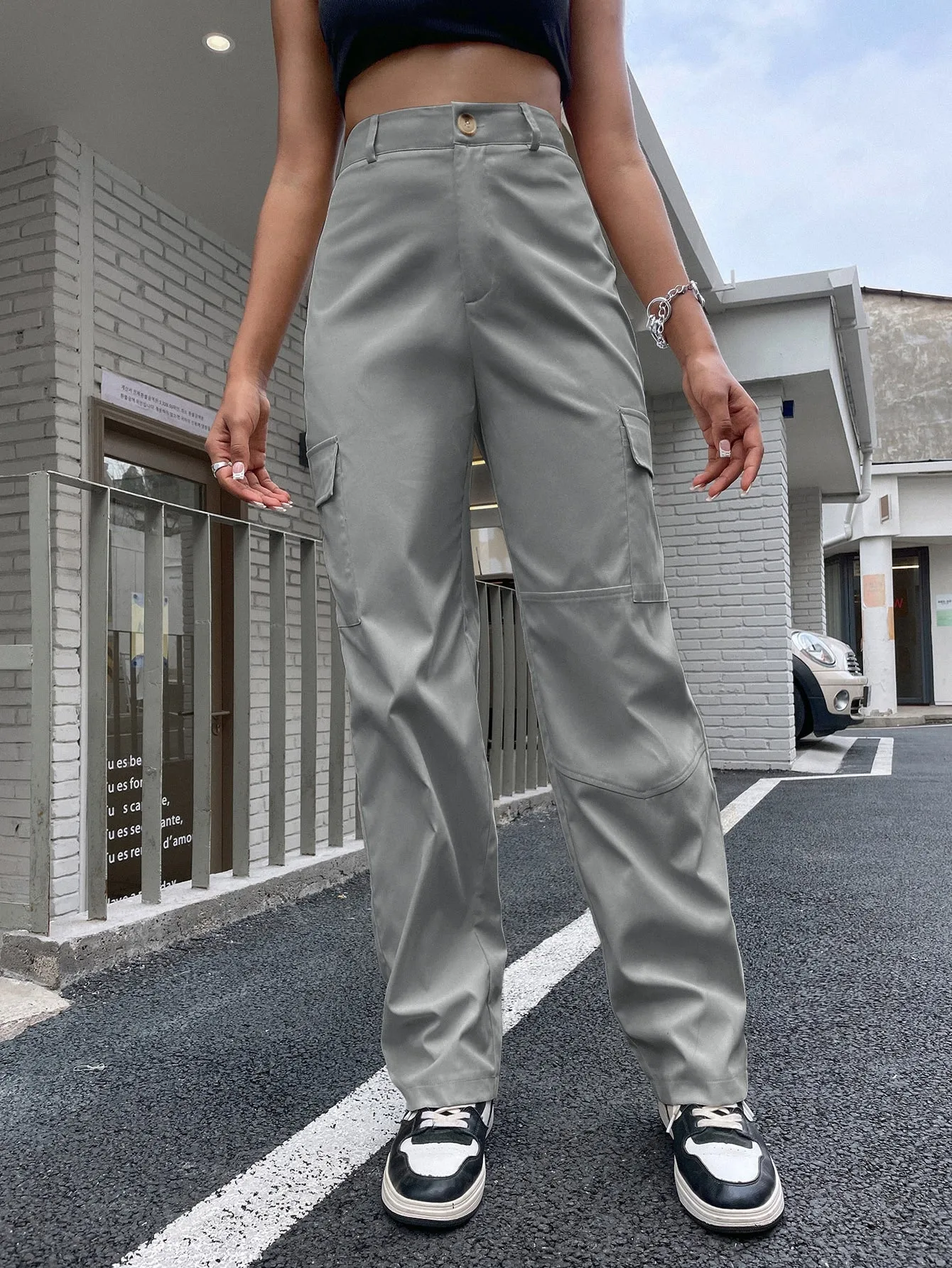 High Waist Flap Pocket Cargo Pants SS23