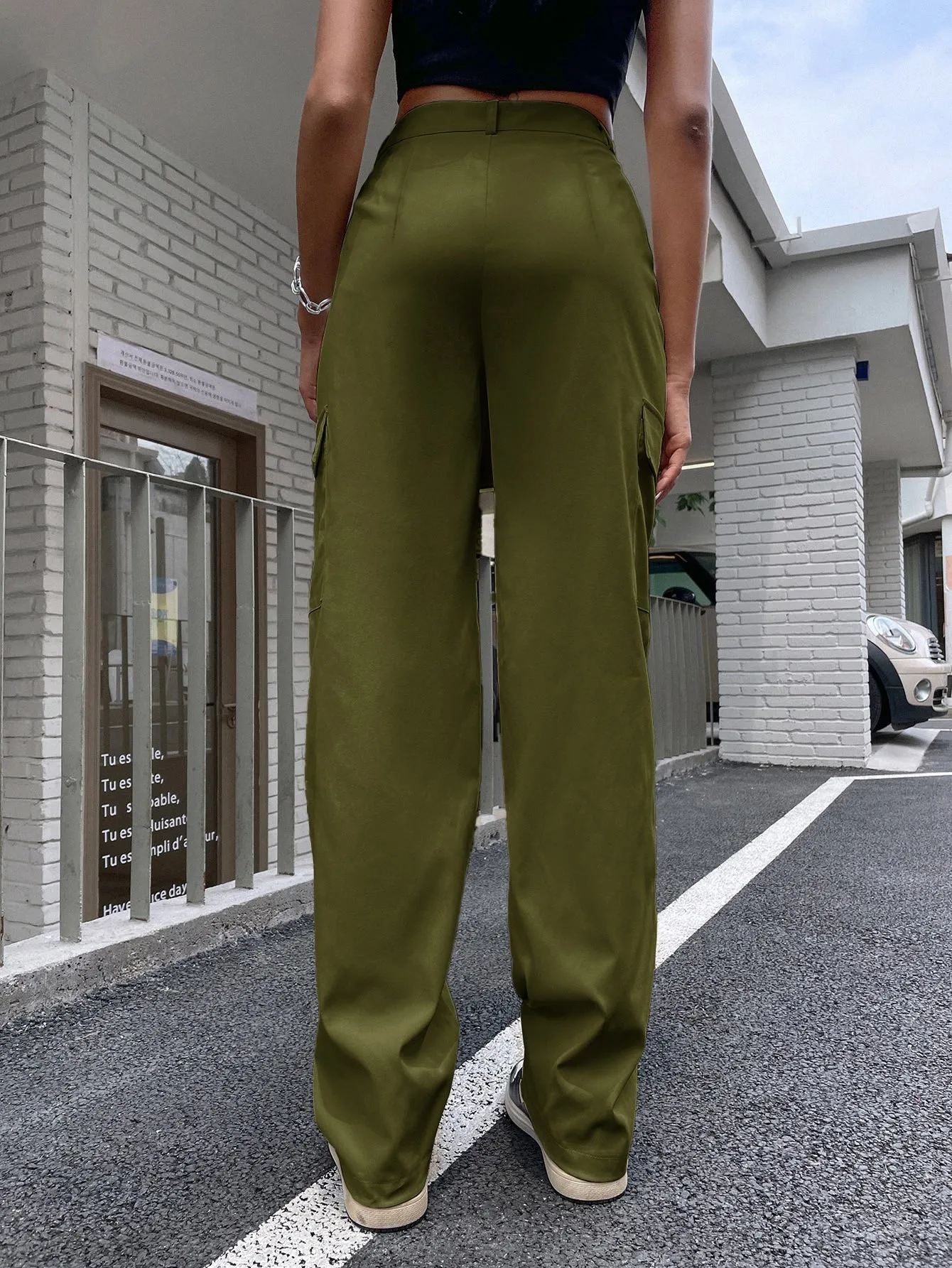 High Waist Flap Pocket Cargo Pants SS23