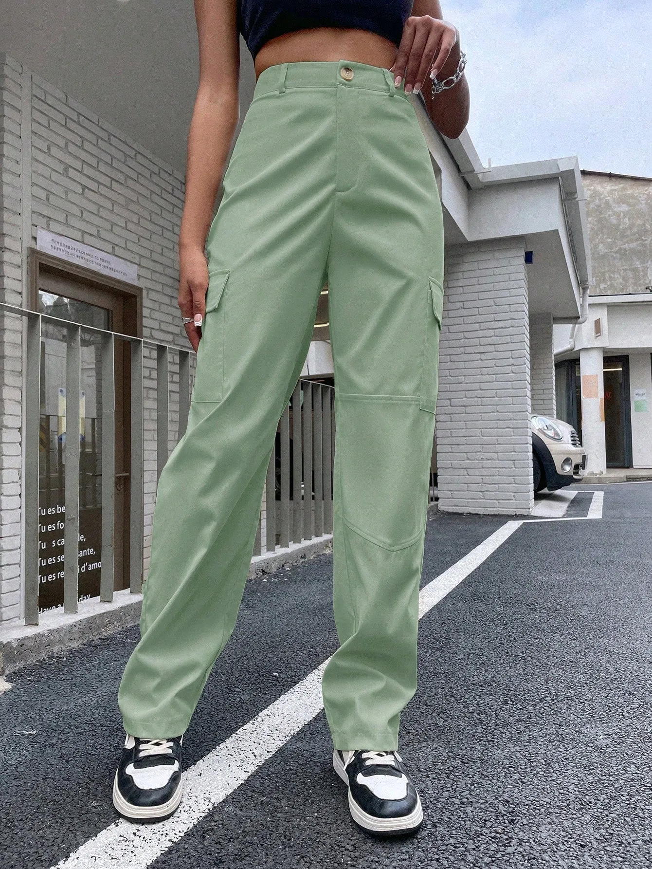 High Waist Flap Pocket Cargo Pants SS23