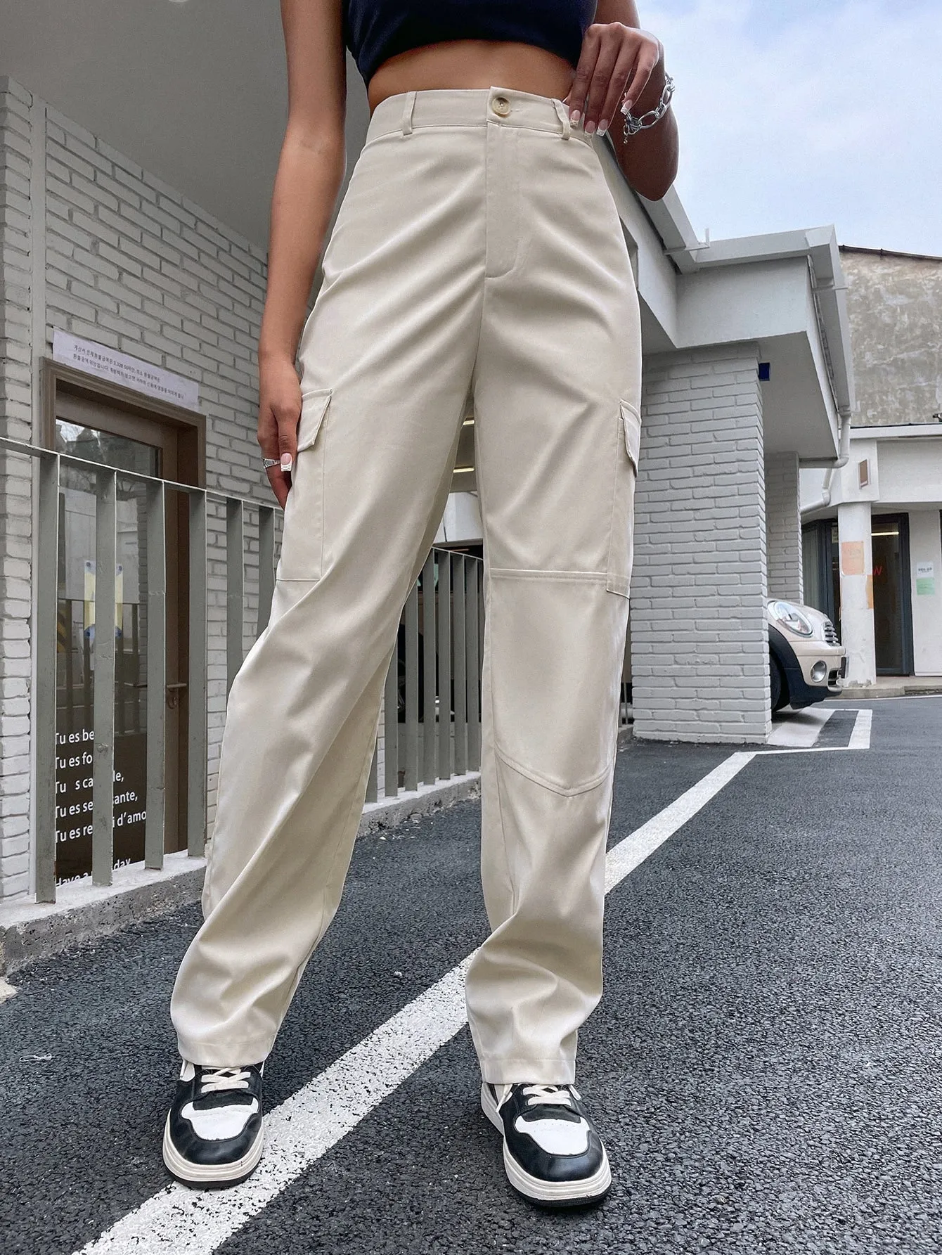 High Waist Flap Pocket Cargo Pants SS23
