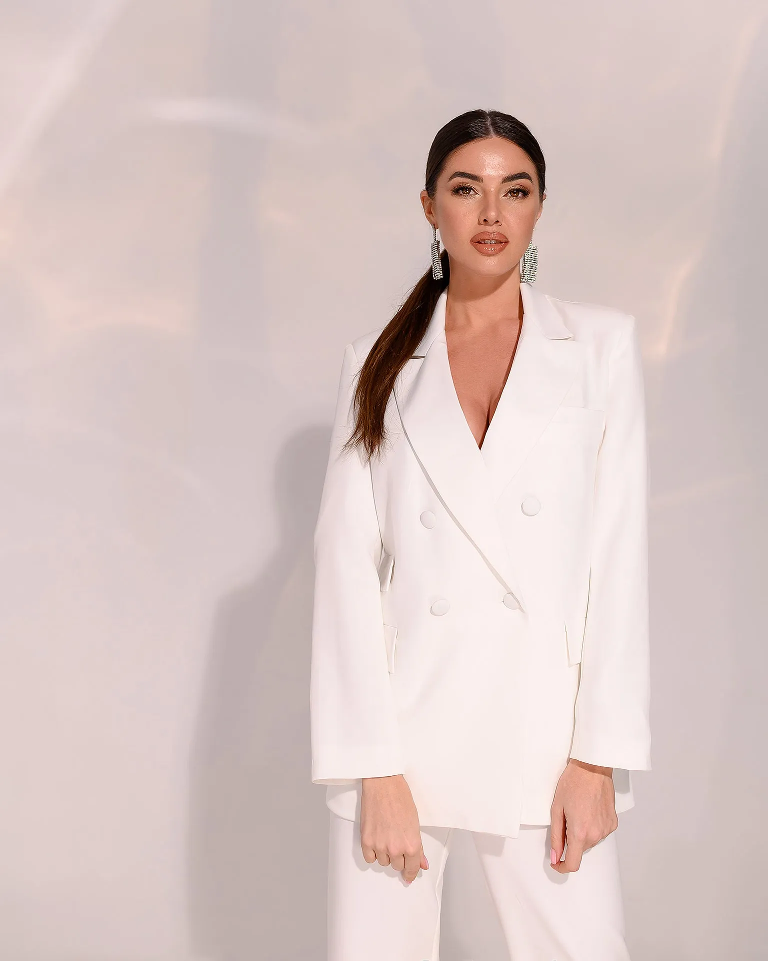 White Double-Breasted Suit 2-Piece
