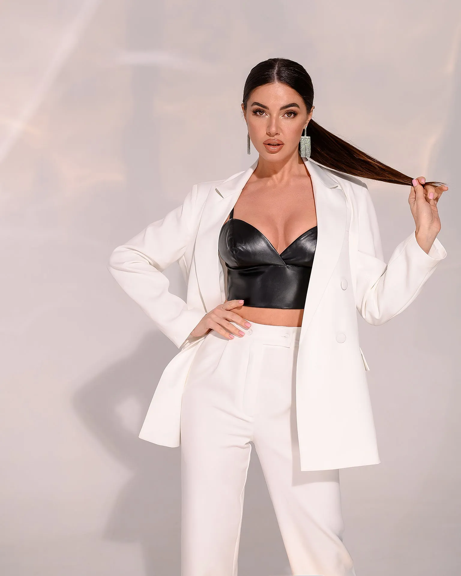 White Double-Breasted Suit 2-Piece